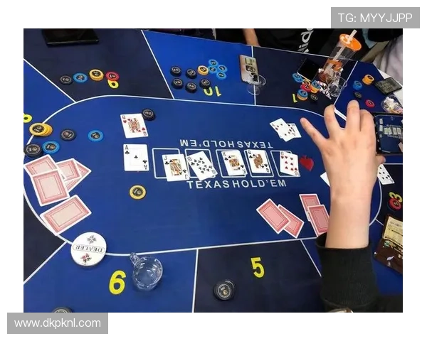 全面讲解德州牌扑克的基本规则及变通玩法,丰富你的游戏策略和技巧 全面讲解德州牌扑克的基本规则及变通玩法,丰富你的游戏策略和技巧